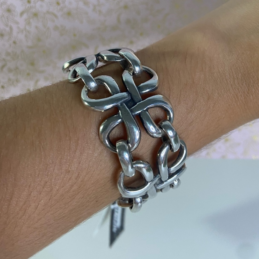TUCCO Silver color bracelet